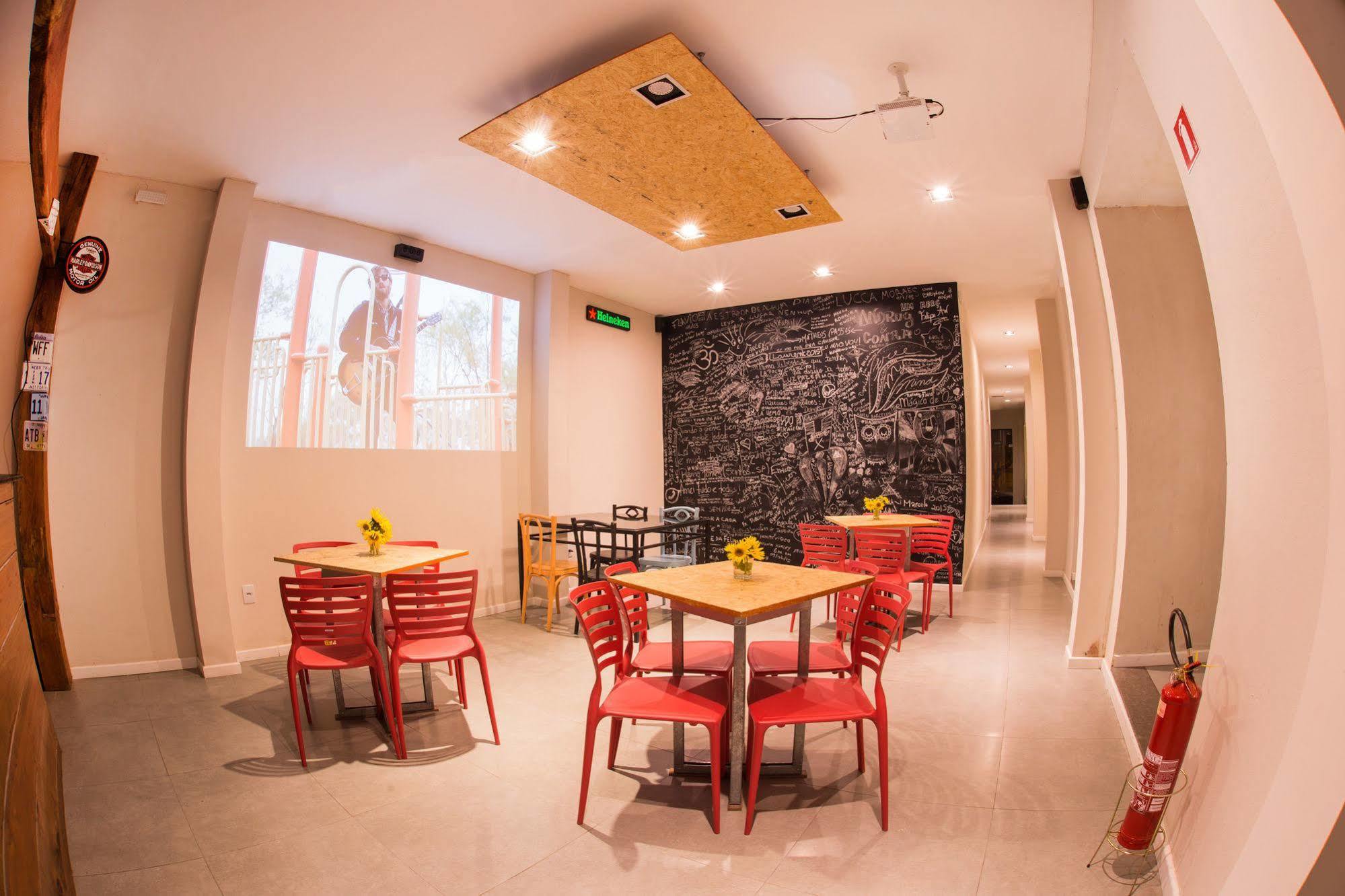 Hello Hostel Пелотас Екстериор снимка